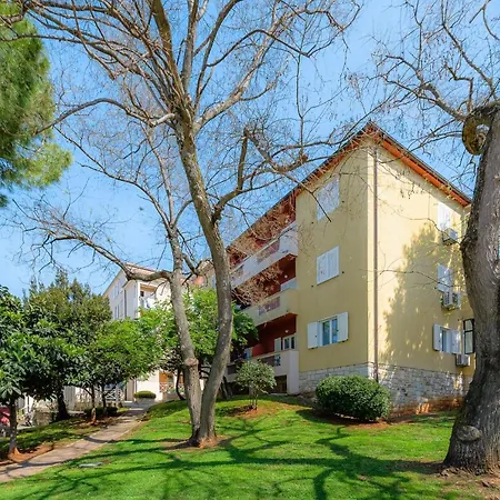 Apartment Maria Poreč Exterior foto