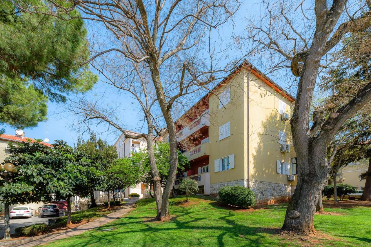 Maria Apartma *