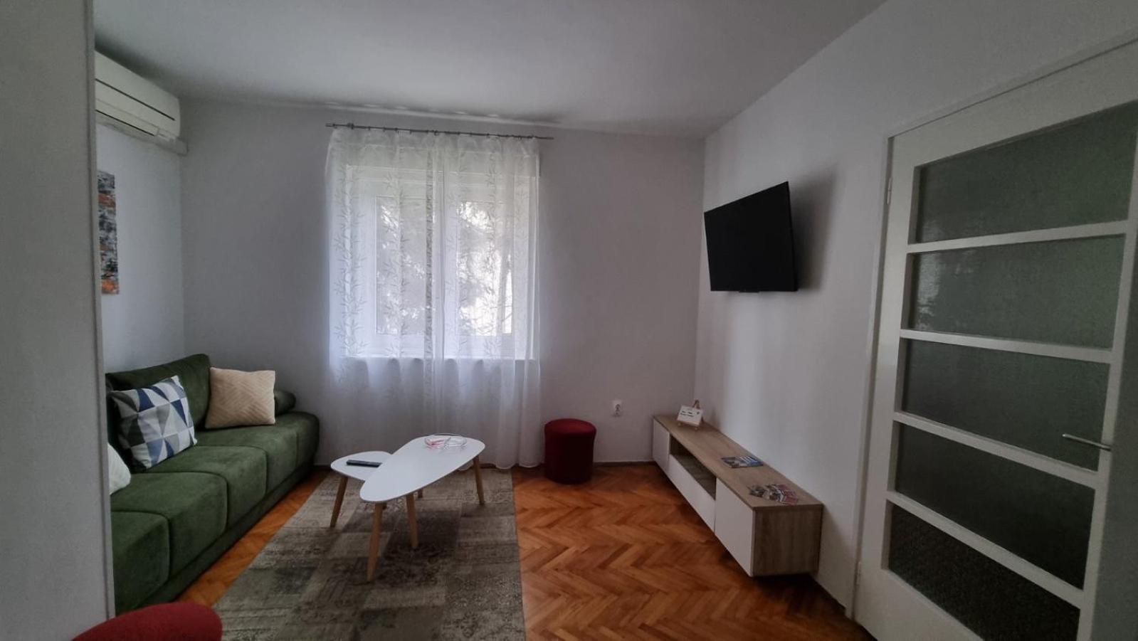 Maria Apartma *
